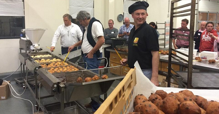 744 bollen bakkuh(1)
